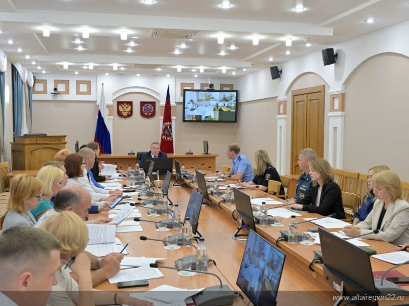 В Алтайском крае обсудили меры обеспечения безопасности детей и подростков В Алтайском крае обсудили меры обеспечения безопасности детей и подростков
