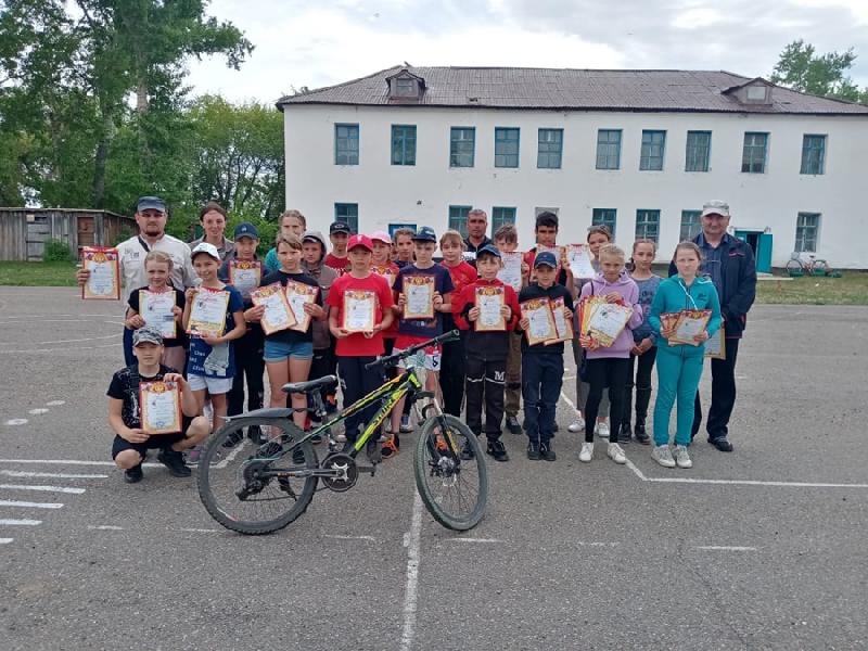На базе Мартовской школы состоялись традиционные соревнования «Безопасное колесо-2022»