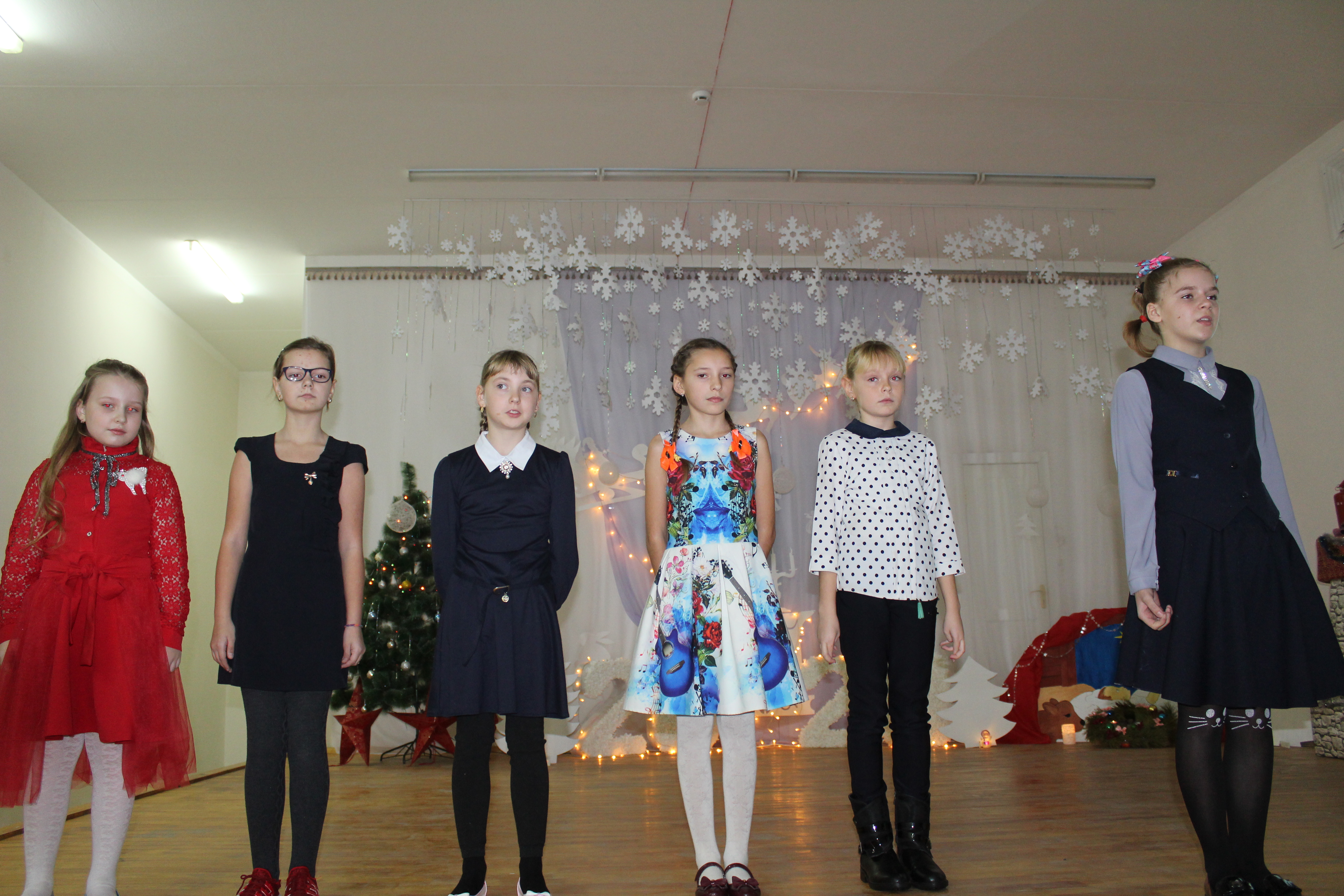 Рождество встречают "иностранцы": в Хабарском районе состоялся конкурс чтецов на иностранном языке