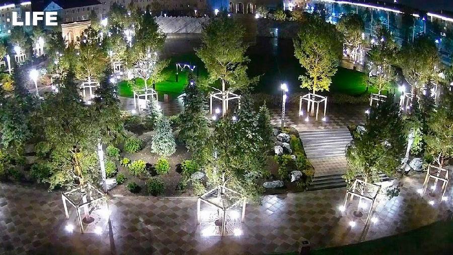 "Парк Ангелов" открыли на месте сгоревшей "Зимней вишни" в Кемерове