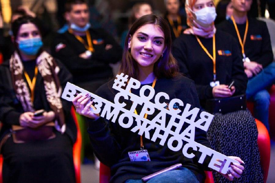 Пятеро студентов Алтайского края вышли в финал конкурса «Флагманы образования» Пятеро студентов Алтайского края вышли в финал конкурса «Флагманы образования»