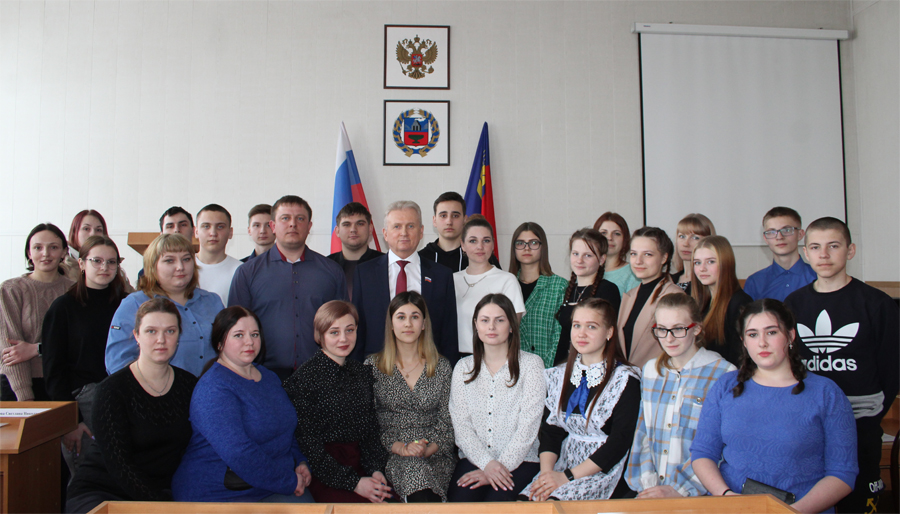 Создан Молодёжный Парламент  Хабарского района