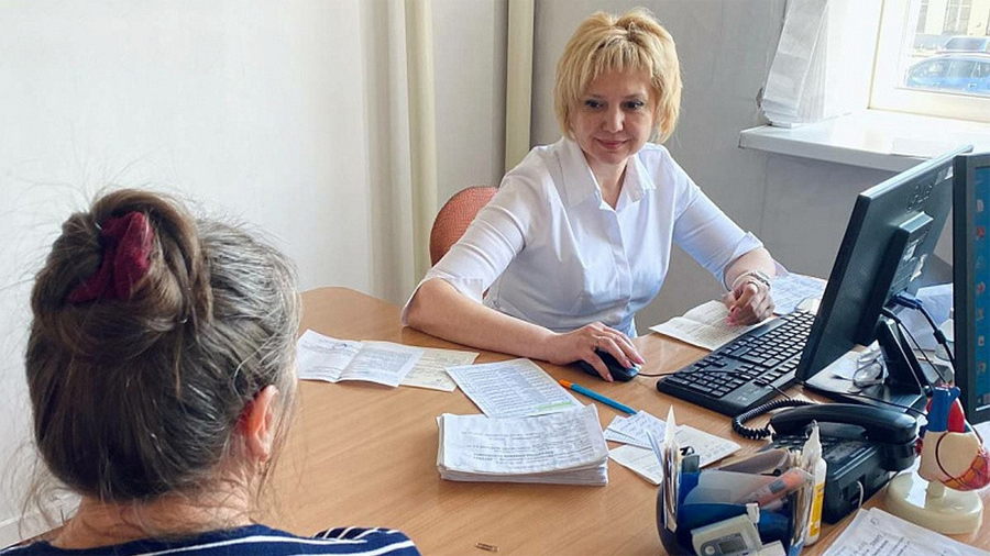 Сотрудники 75 трудовых коллективов Алтайского края прошли в 2022 году комплексное медицинское обследование Сотрудники 75 трудовых коллективов Алтайского края прошли в 2022 году комплексное медицинское обследование