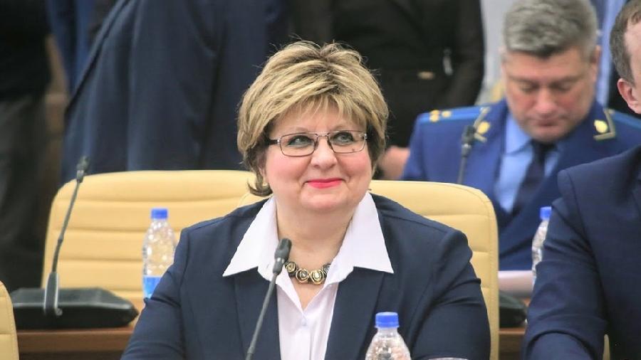 Лидер партии Пенсионеров Елена Хрусталева включилась в работу в команде губернаторах Виктора Томенко Лидер партии Пенсионеров Елена Хрусталева включилась в работу в команде губернаторах Виктора Томенко