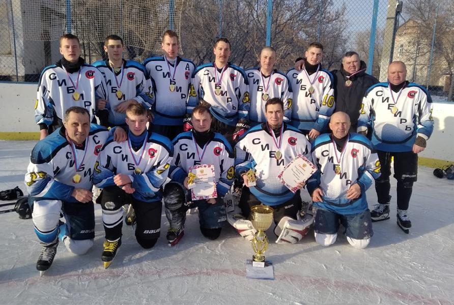  Хоккейная команда «Сибирь» стала победителем межрайонного турнира