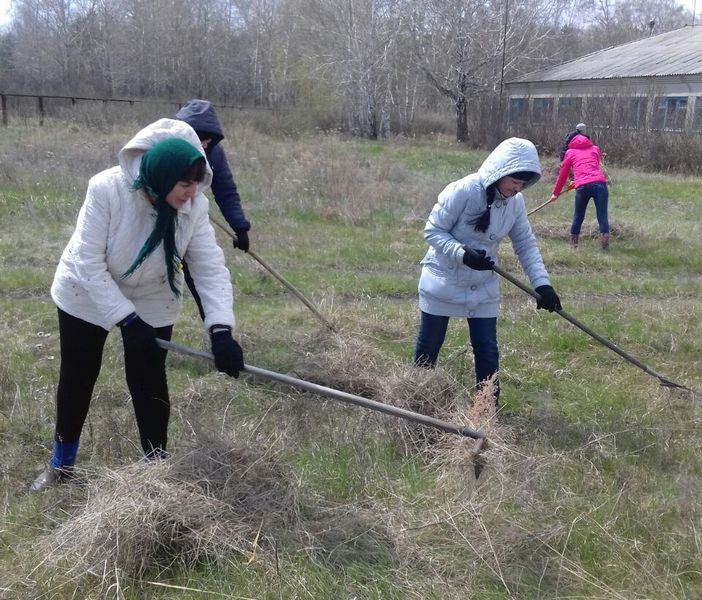 В «Берёзке» – субботник!