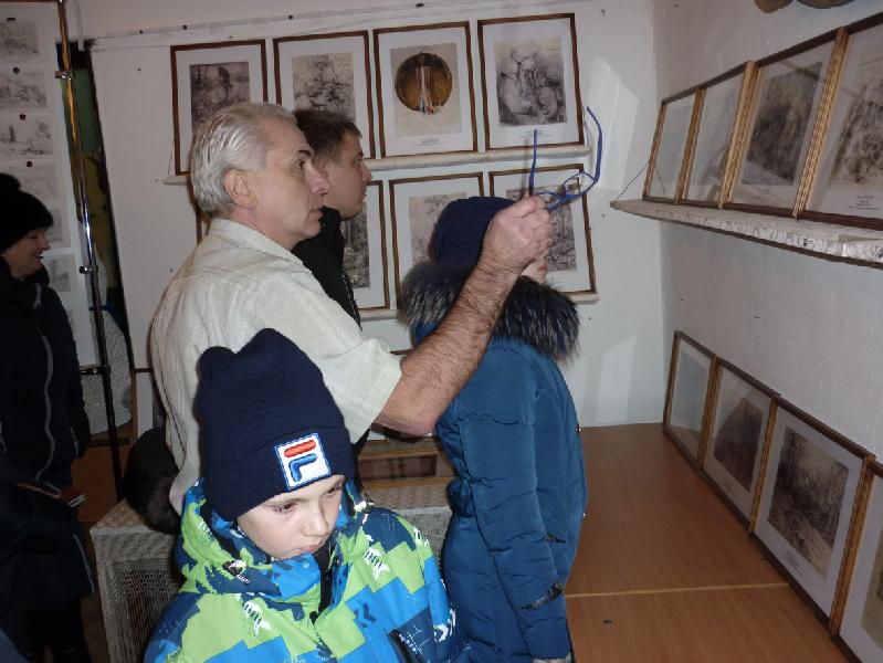 В Хабарском музее состоялось открытие выставки репродукций графических работ Григория Чорос-Гуркина
