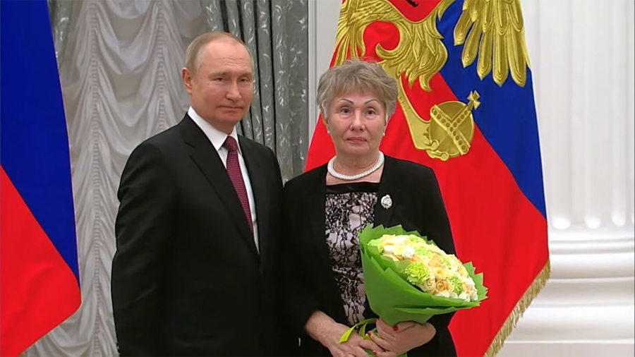 Алтайский врач Валентина Игнатьева удостоена почетного звания «Заслуженный врач Российской Федерации Алтайский врач Валентина Игнатьева удостоена почетного звания «Заслуженный врач Российской Федерации