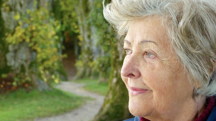 Женщинам хотят поднять возраст выхода на пенсию до 65 лет Женщинам хотят поднять возраст выхода на пенсию до 65 лет