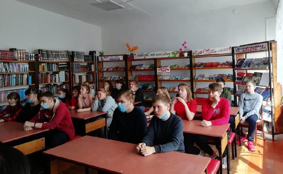 "Чернобыль - эхо ядерного века": в Хабарской модельной библиотеке состоялось памятное мероприятие