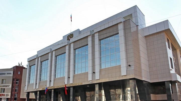Депутаты АКЗС утвердили бюджет Алтайского края на 2019 год и плановый период 2020 и 2021 годы