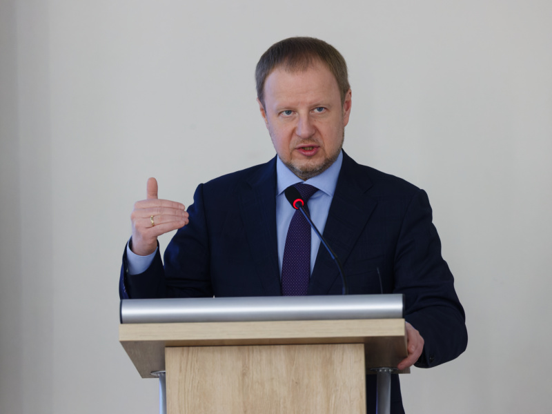 Губернатор Виктор Томенко поставил задачу сохранить лидирующие позиции региона в сфере культуры Губернатор Виктор Томенко поставил задачу сохранить лидирующие позиции региона в сфере культуры