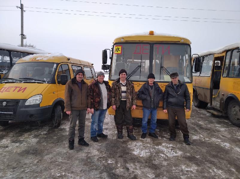 Школы Хабарского района получили новые автобусы