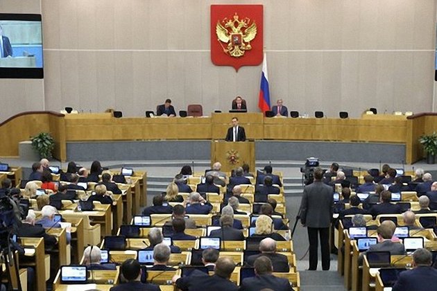 Законы о фейках и оскорблении госсимволов вступили в силу