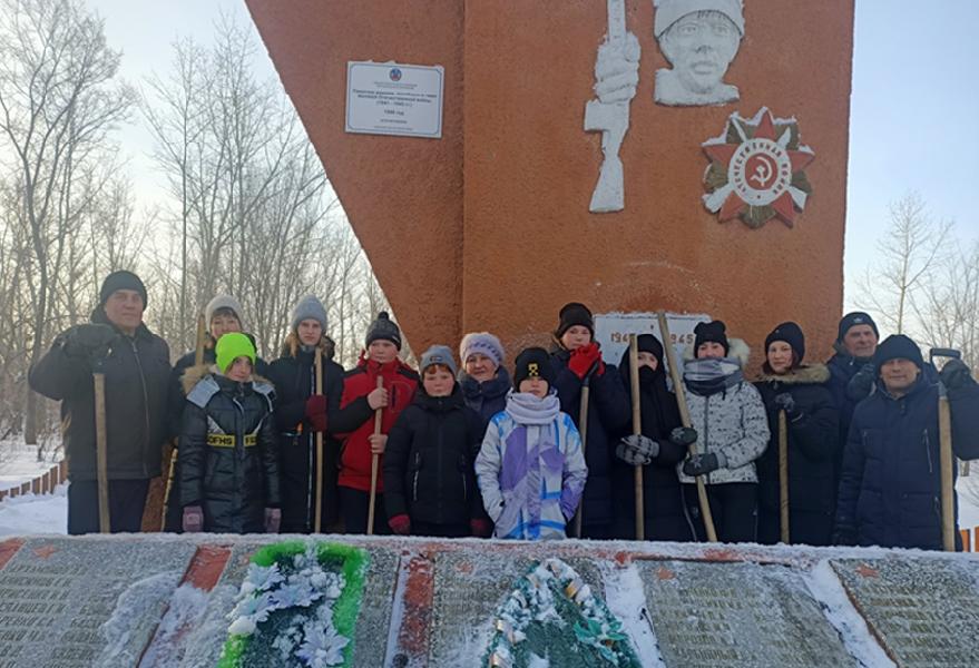 «Снежный десант» в Топольном