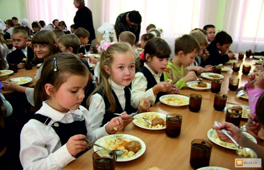 Более 500 миллионов рублей направили в 2020 году в систему школьного питания в Алтайском крае