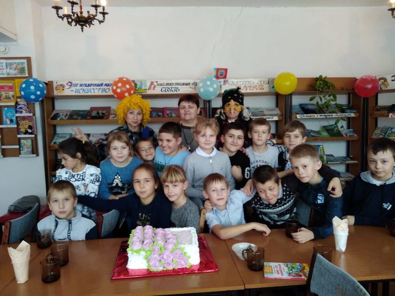 Развлекая ребят, учат быть Человеком Развлекая ребят, учат быть Человеком