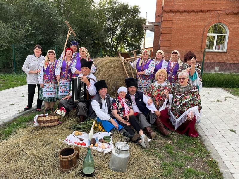 В Хабарах состоялся праздничный вечер под названием «Сенокосная пора»