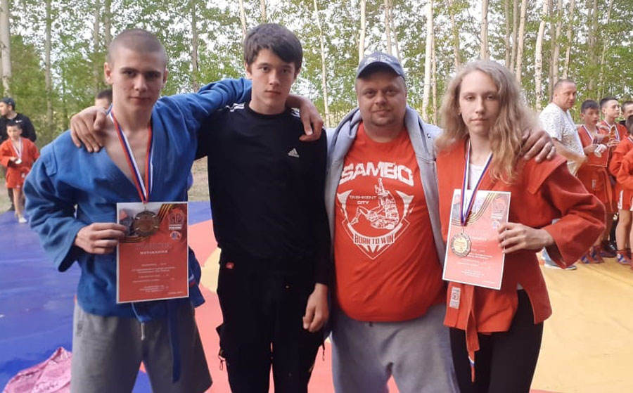 Самбисты Хабарского района завоевали 2 бронзовых медали в межрайонных соревнованиях ко Дню Победы