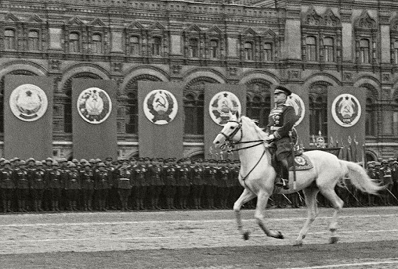 75 лет назад: как прошел первый Парад Победы 1945 года
