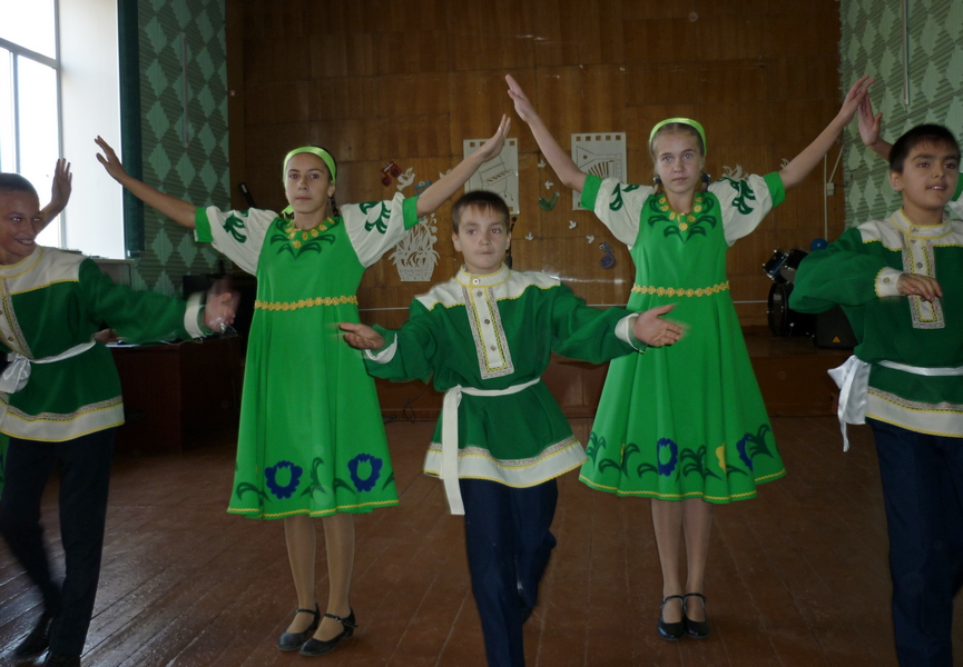 В хабарской Детской школе искусств состоялся праздник в честь Международного дня музыки и Дня учителя