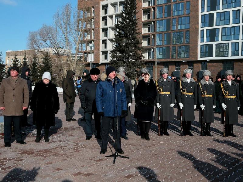 Губернатор Алтайского края Виктор Томенко принял участие в мероприятиях  в честь 35-летия вывода советских войск из Афганистана