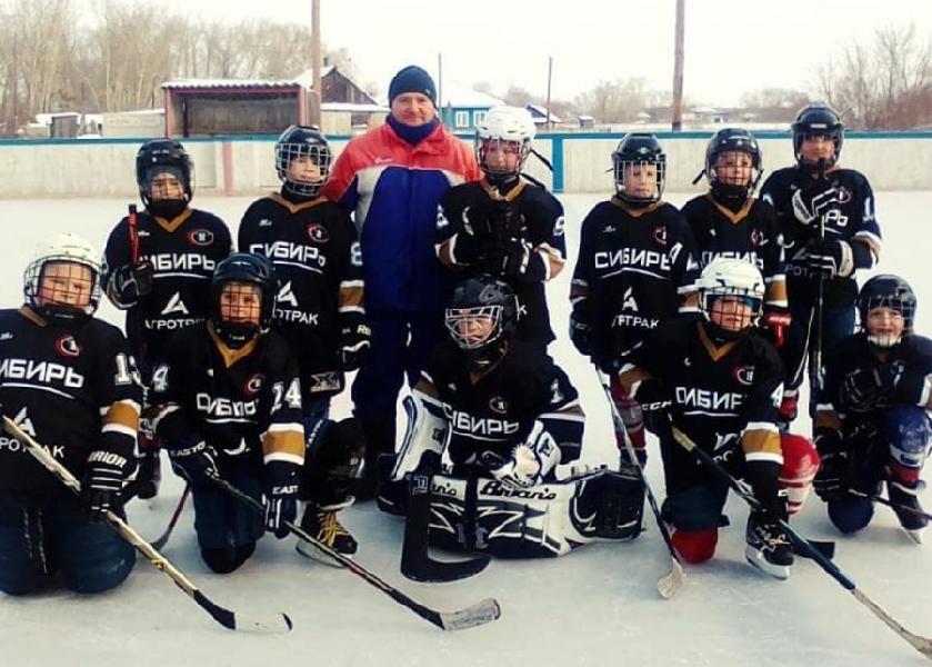 Юные хоккеисты «Сибири» впервые выступили на соревнованиях