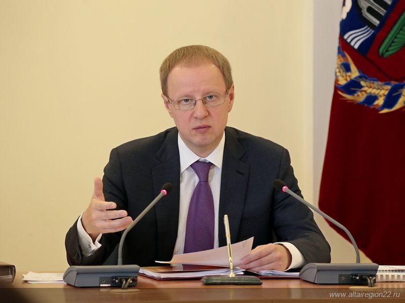 Губернатор Виктор Томенко: Из 67 федеральных проектов Алтайский край примет участие минимум в 52 Губернатор Виктор Томенко: Из 67 федеральных проектов Алтайский край примет участие минимум в 52