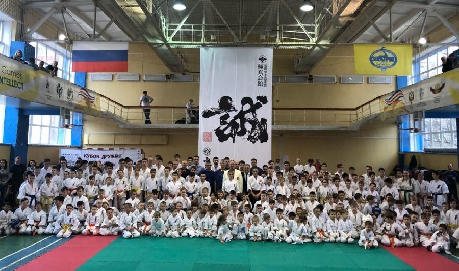 Ребята из хабарской школы каратэ побывали в Новосибирске, на турнире по каратэ Киокушинкай «Кубок дружбы» Ребята из хабарской школы каратэ побывали в Новосибирске, на турнире по каратэ Киокушинкай «Кубок дружбы»