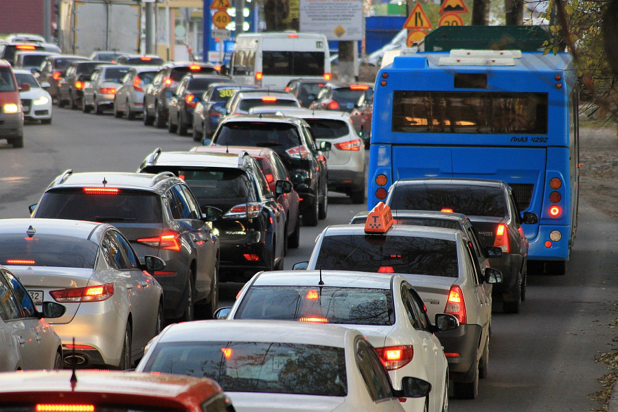 Названы самые популярные виды транспорта среди россиян на фоне коронавируса