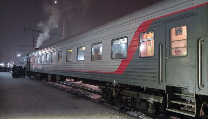 В Алтайском крае в ближайшие дни будут назначены дополнительные рейсы пригородных поездов и увеличится число вагонов в них 