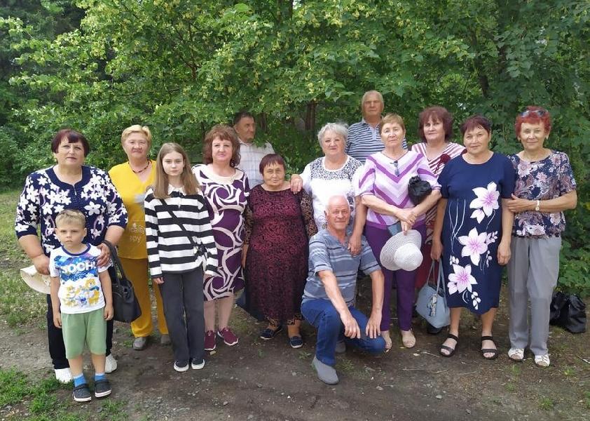 Встреча выпускников Хабарской средней школы № 1 спустя 50 лет Встреча выпускников Хабарской средней школы № 1 спустя 50 лет