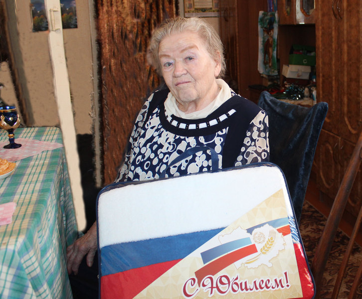 «Готова уступить место молодёжи», – говорит 95-летняя юбилярша из Хабаров