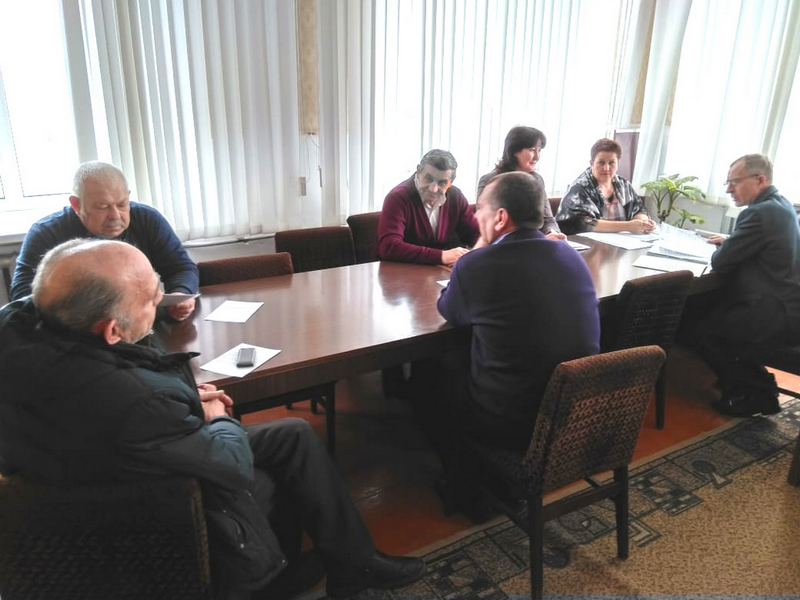 Районная и сельская власть в Хабарском районе работают в тесном взаимодействии