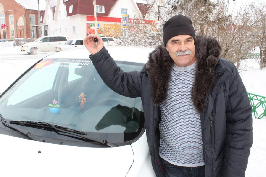 Автомобиль от губернатора – за успехи в труде Автомобиль от губернатора – за успехи в труде