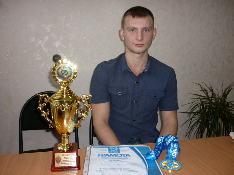 Ещё одна победа: хабарский юниор стал лучшим в турнире по боксу