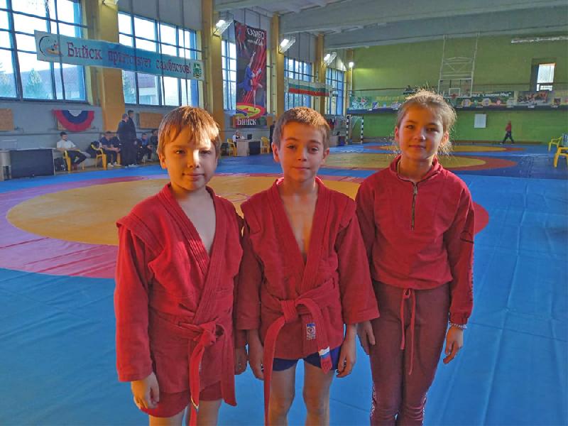 Спортсмены Хабарского района приняли участие в краевом первенстве по самбо Спортсмены Хабарского района приняли участие в краевом первенстве по самбо