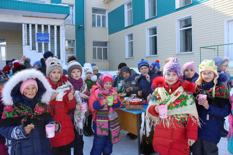 Ученики Хабарской школы № 2 встретили весну